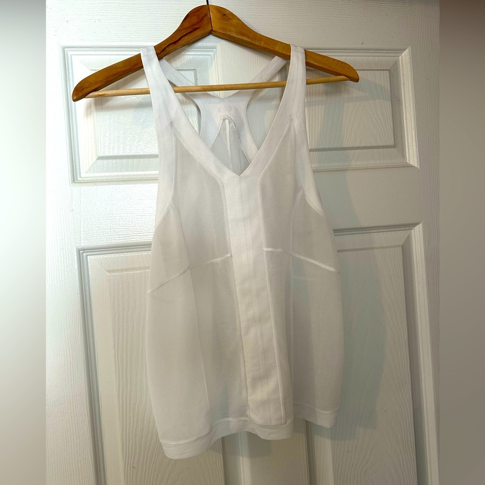 Alo Yoga Sheer Tank excellent condition